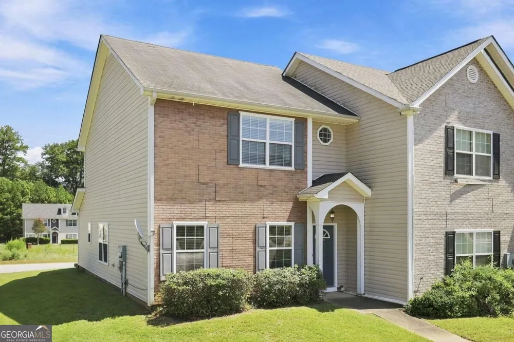 8606 Thomas LN Riverdale, GA 30274