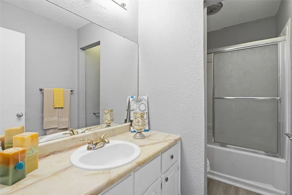 2410 Buttercup Circle Killeen, TX 76542