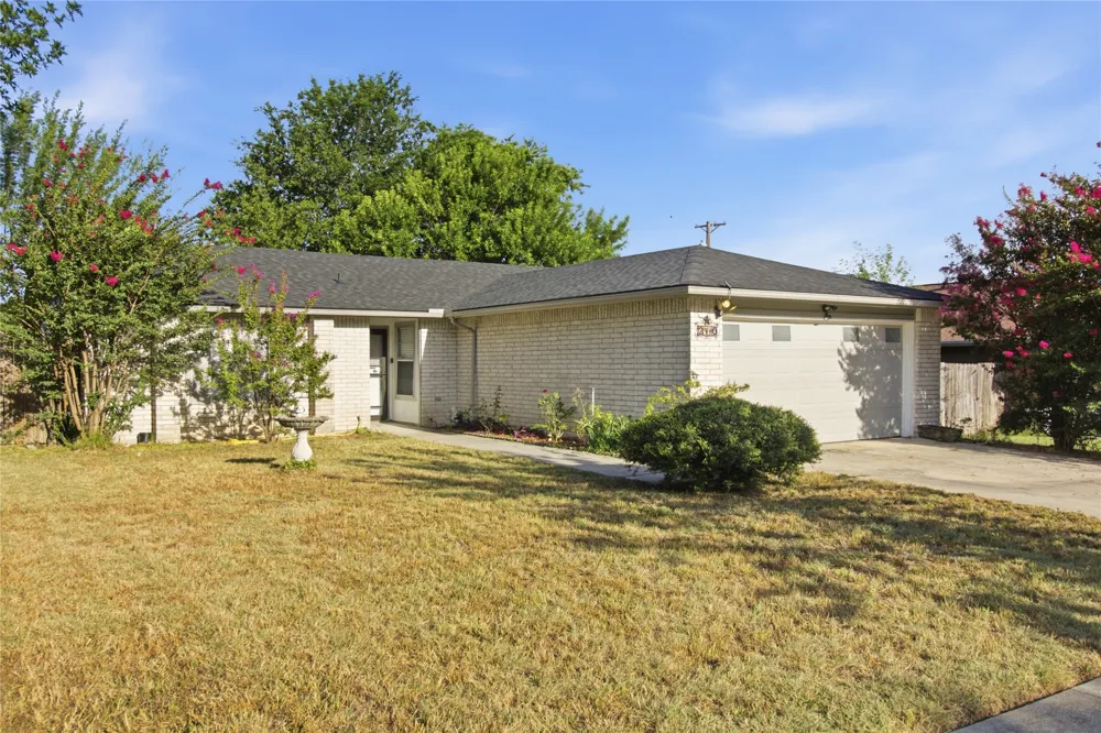 2410 Buttercup Circle Killeen, TX 76542