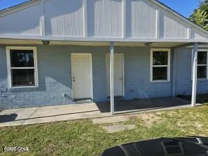 606 E 13th Street #B Panama City, FL 32401