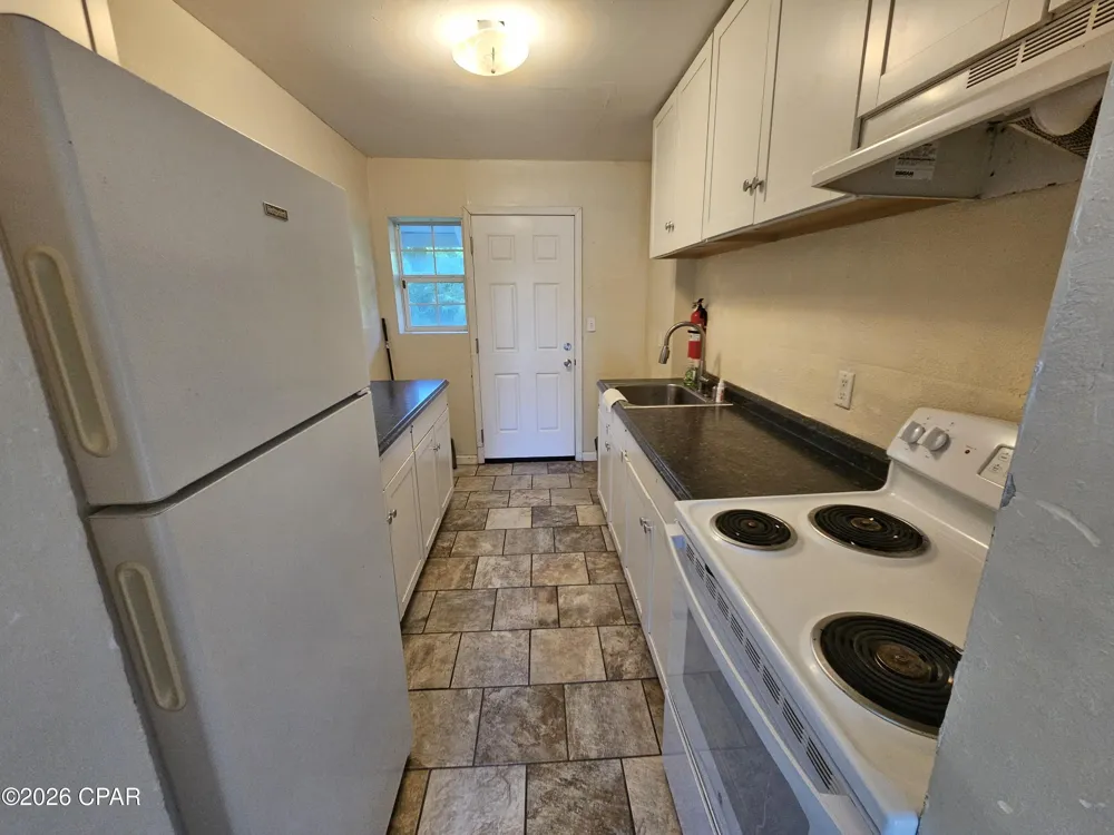 606 E 13th Street #B Panama City, FL 32401