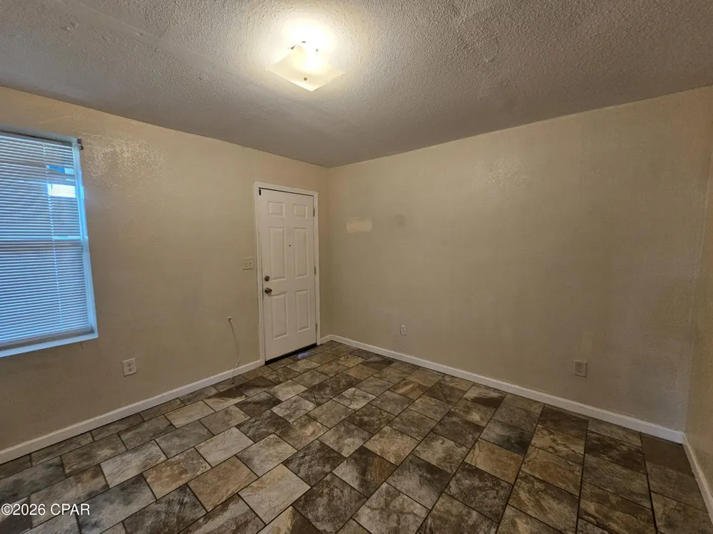 606 E 13th Street #B Panama City, FL 32401