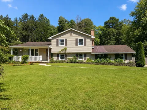 844 Smith Bowen Road