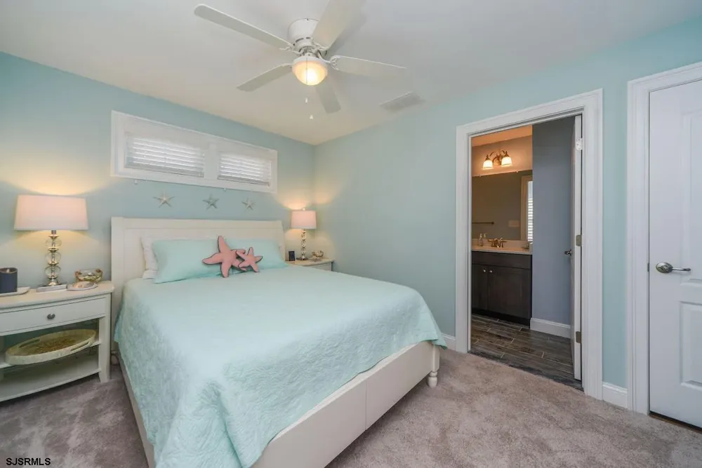 840 Wesley Ave Ave Ocean City, NJ 08226