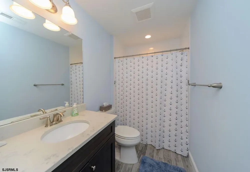 840 Wesley Ave Ave Ocean City, NJ 08226