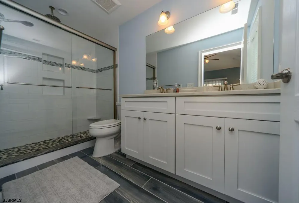 840 Wesley Ave Ave Ocean City, NJ 08226