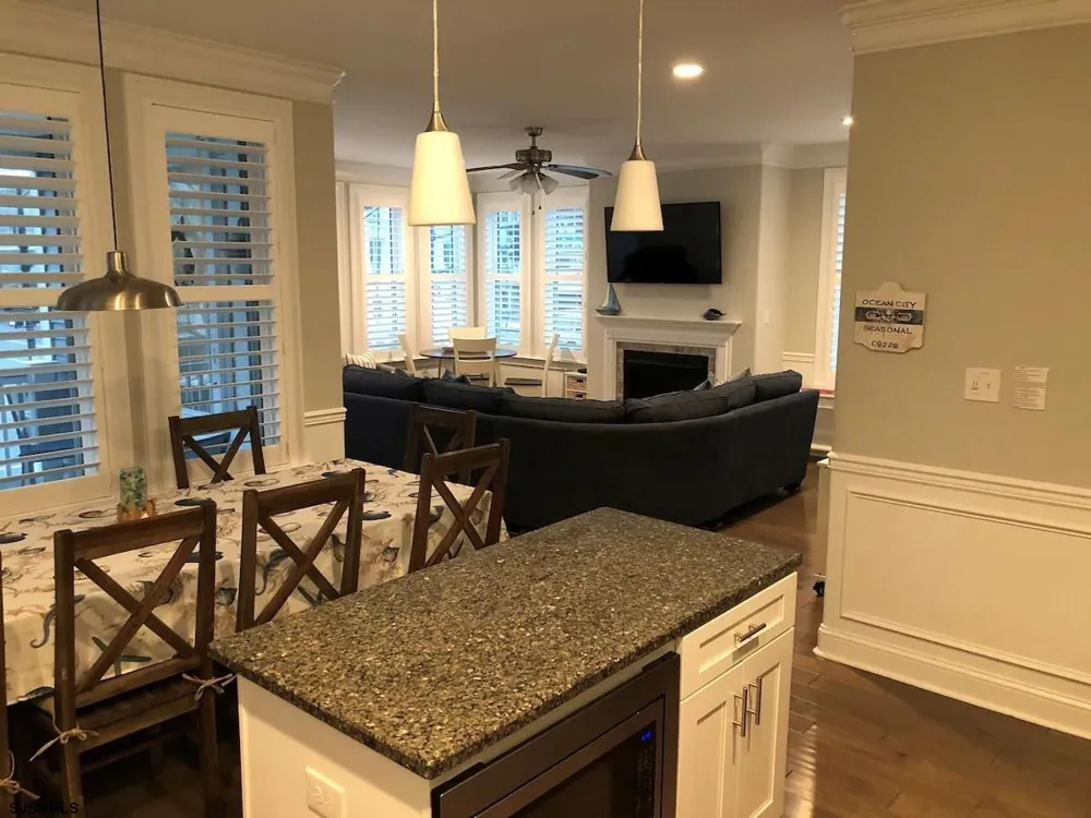 840 Wesley Ave Ave Ocean City, NJ 08226