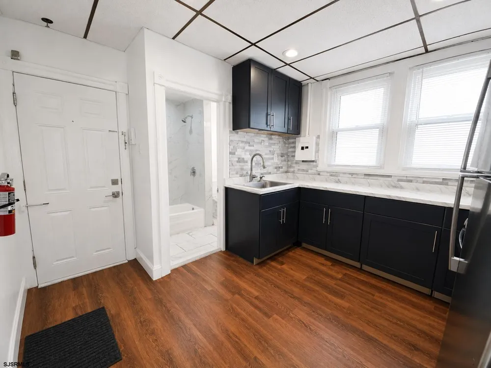 633 Arctic Ave Atlantic City, NJ 08401