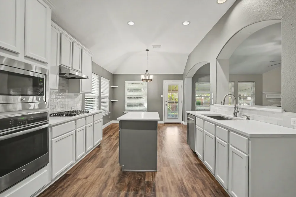 1 Mary Lou Court Mansfield, TX 76063