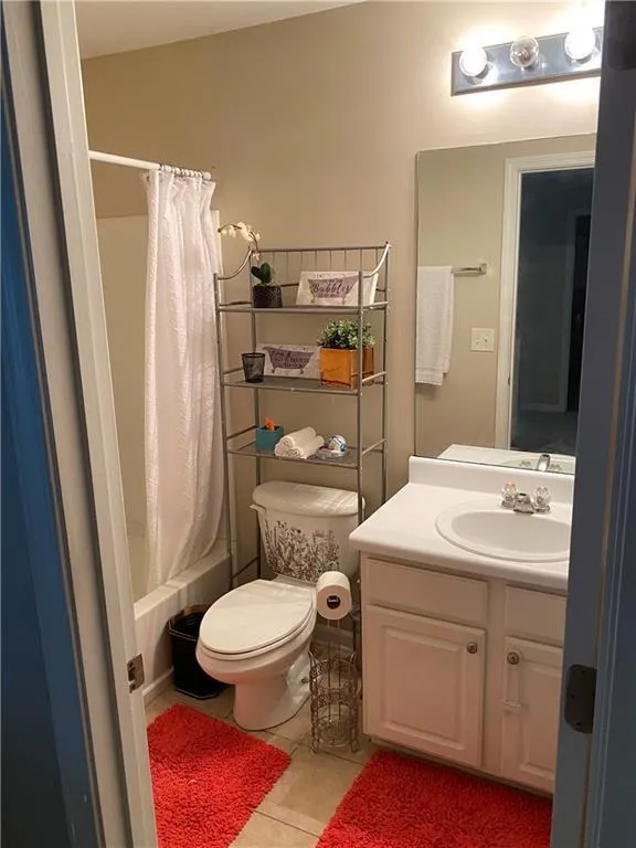 294 Balaban Circle Woodstock, GA 30188
