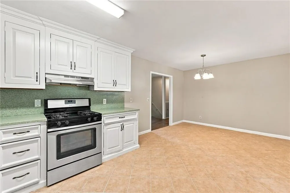 6784 Galts Ferry Road Acworth, GA 30102