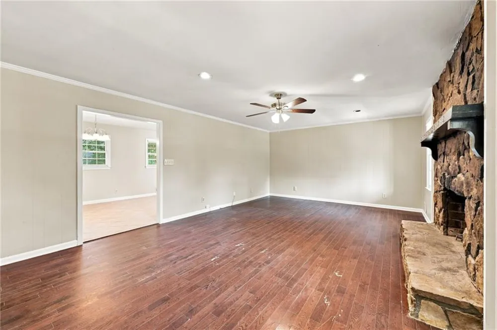 6784 Galts Ferry Road Acworth, GA 30102