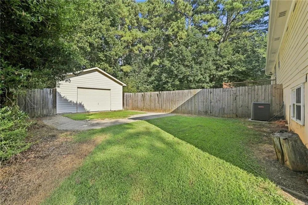 6784 Galts Ferry Road Acworth, GA 30102