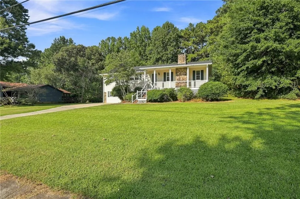 6784 Galts Ferry Road Acworth, GA 30102