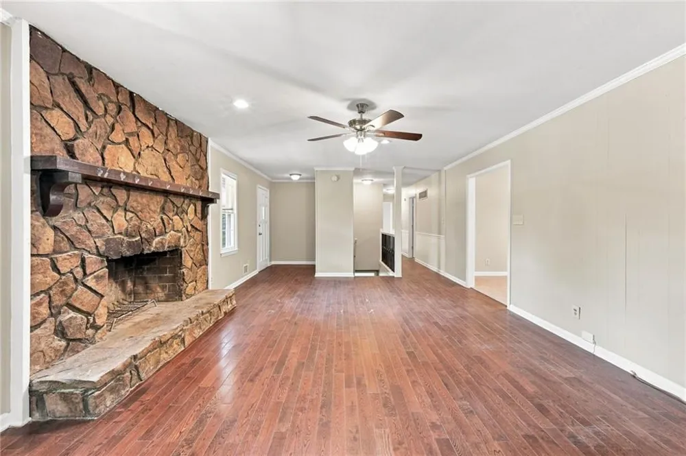6784 Galts Ferry Road Acworth, GA 30102
