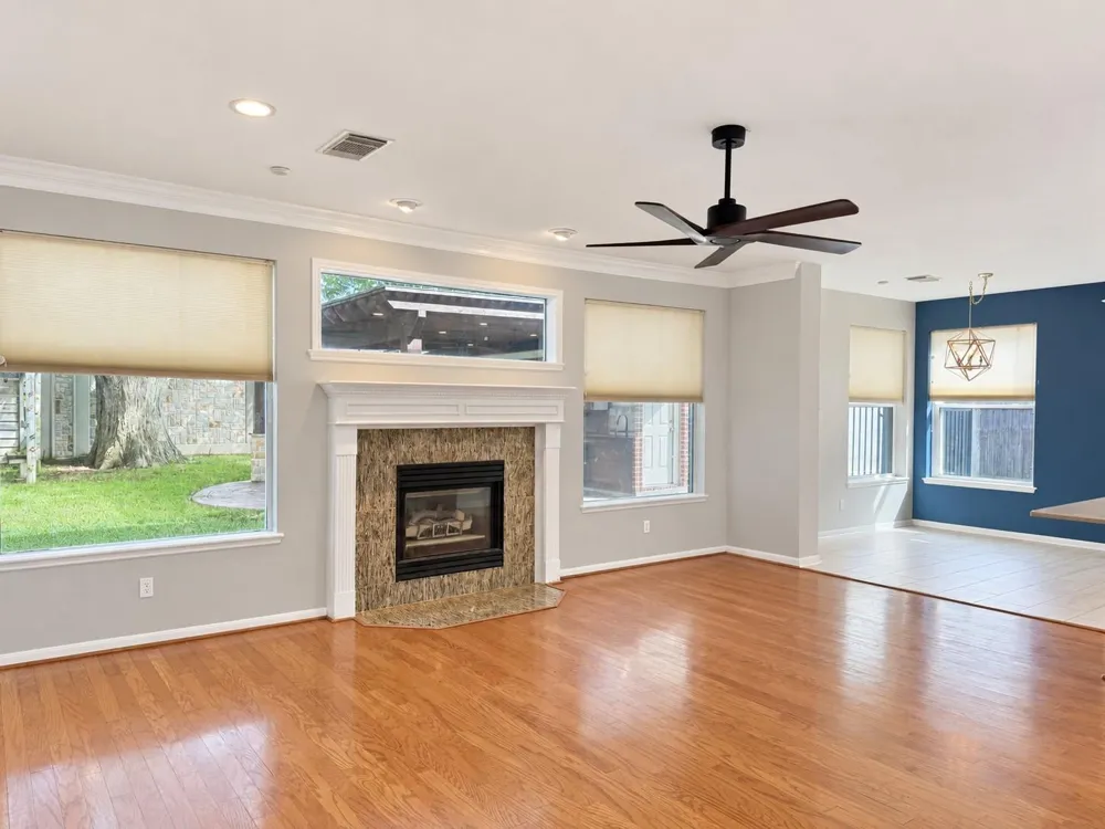 19 Oakmere Place Sugar Land, TX 77479