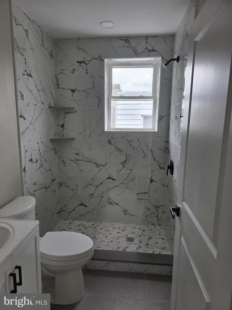5511 LARCHWOOD AVENUE Philadelphia, PA 19143