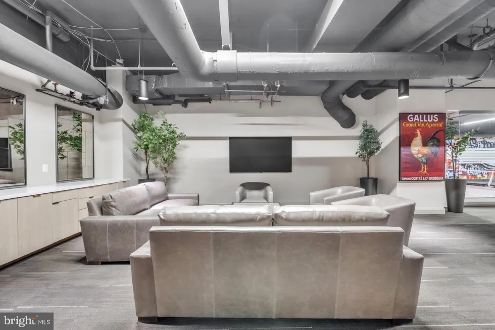 1801 MARKET STREET #2417 Philadelphia, PA 19103