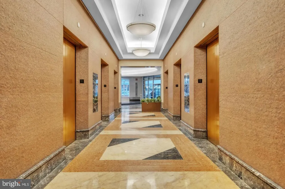 1801 MARKET STREET #2417 Philadelphia, PA 19103