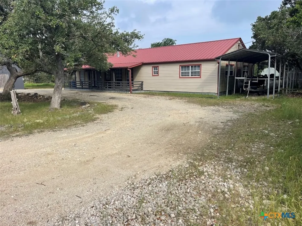 551 Ramblewood Drive Canyon Lake, TX 78133