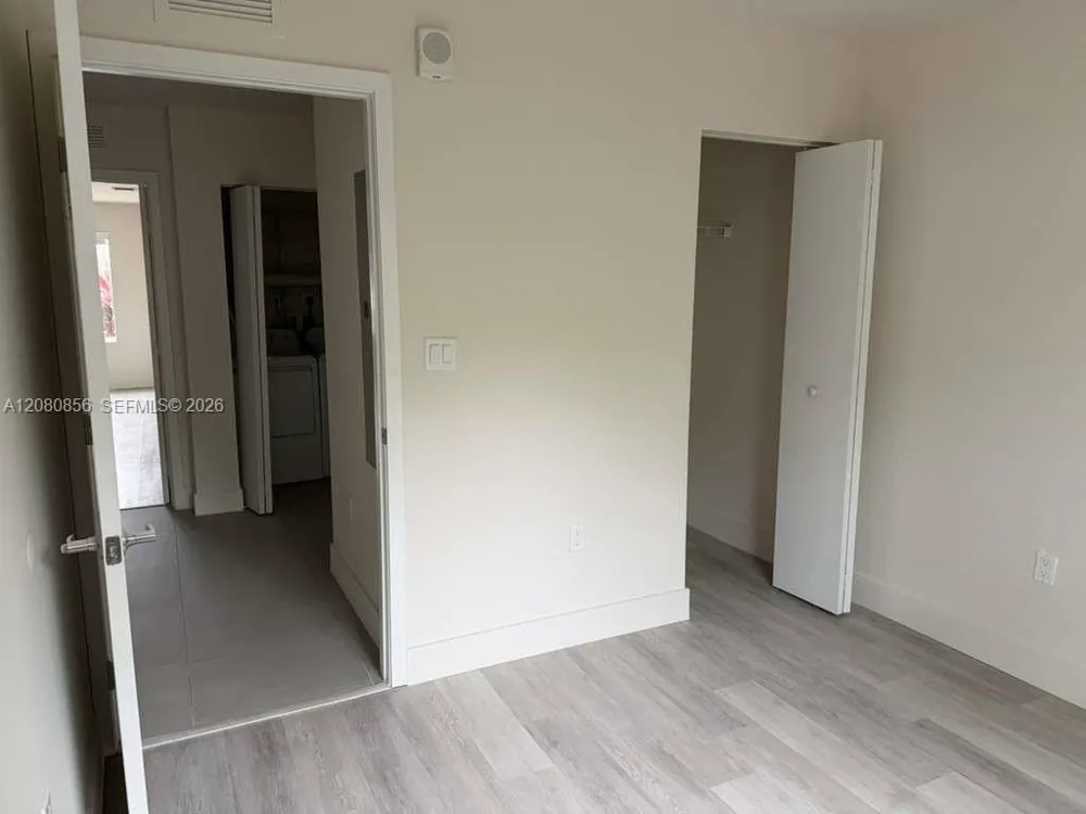 2555 NE 193 ST #2112 Aventura, FL 33180