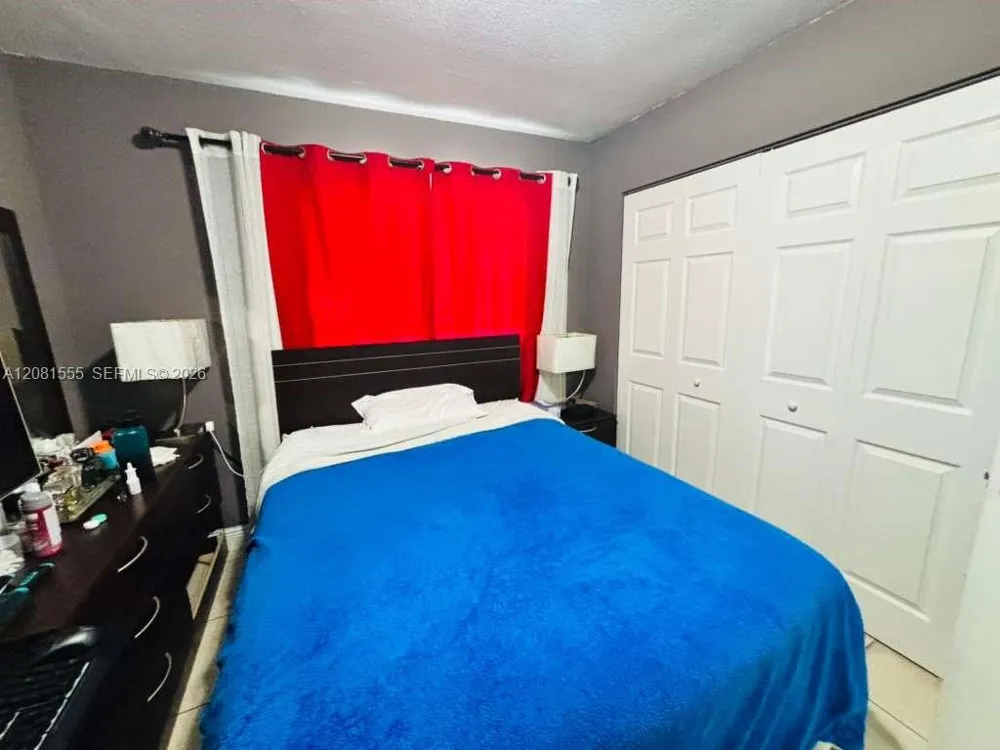 2778 W 60th St #45 Hialeah, FL 33016