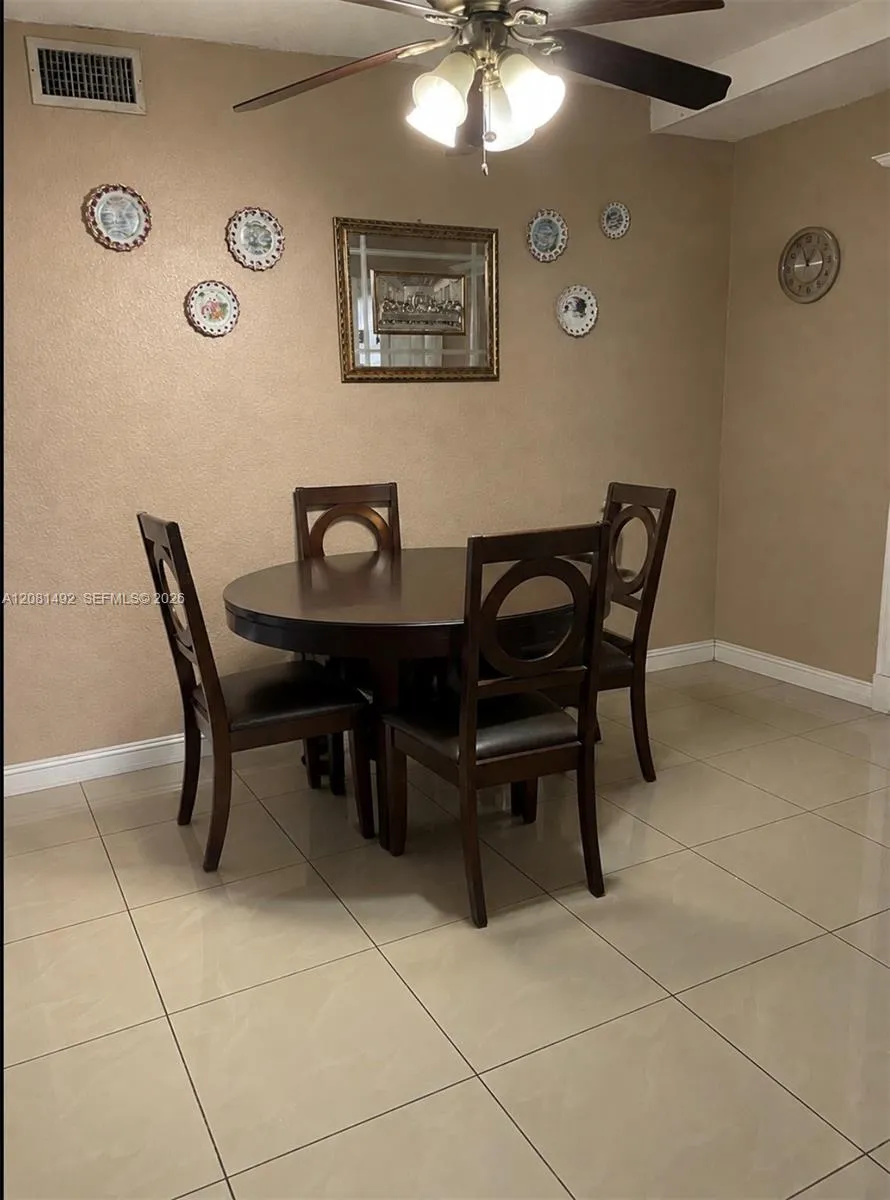 758 E 20th St Hialeah, FL 33013