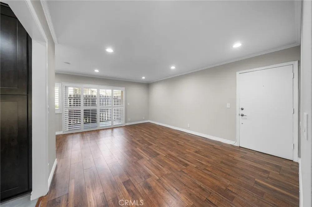 4935 Indian Wood #344 Culver City, CA 90230