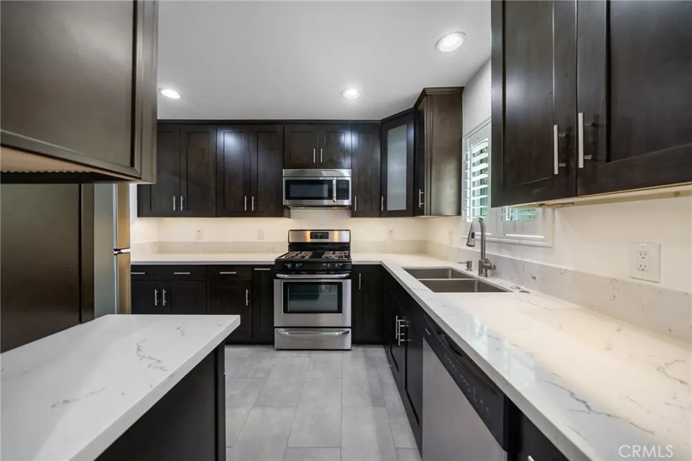 4935 Indian Wood #344 Culver City, CA 90230
