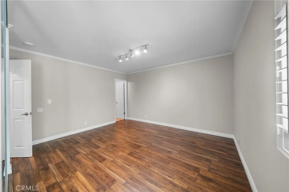 4935 Indian Wood #344 Culver City, CA 90230