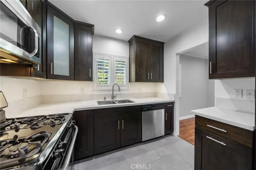4935 Indian Wood #344 Culver City, CA 90230