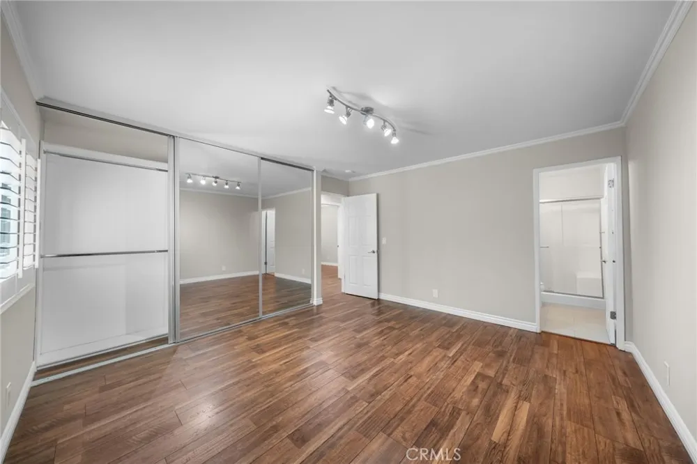 4935 Indian Wood #344 Culver City, CA 90230