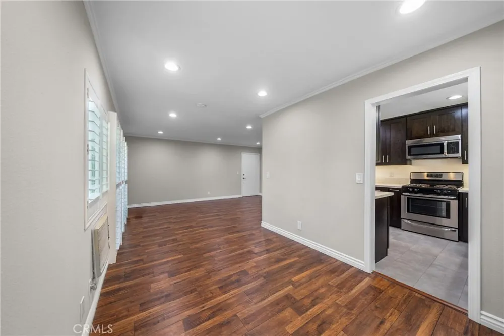 4935 Indian Wood #344 Culver City, CA 90230