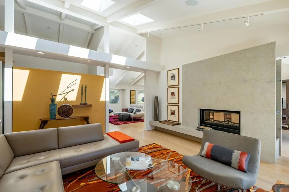 7086 Valley Greens Circle Carmel, CA 93923