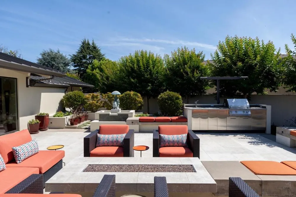 7086 Valley Greens Circle Carmel, CA 93923