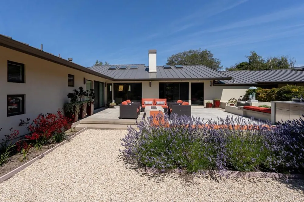7086 Valley Greens Circle Carmel, CA 93923