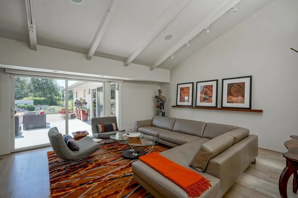 7086 Valley Greens Circle Carmel, CA 93923