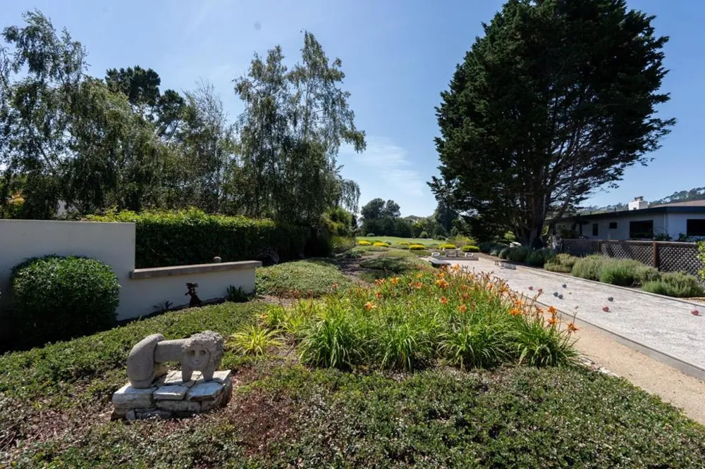 7086 Valley Greens Circle Carmel, CA 93923