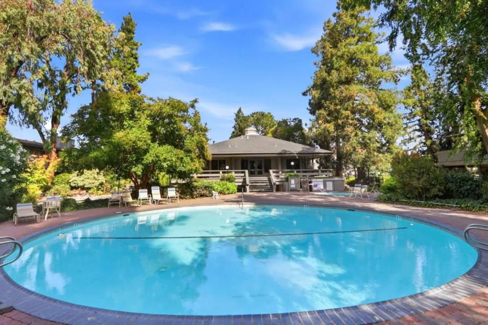 151 Buckingham Drive #233 Santa Clara, CA 95051