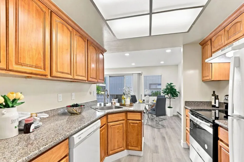 151 Buckingham Drive #233 Santa Clara, CA 95051