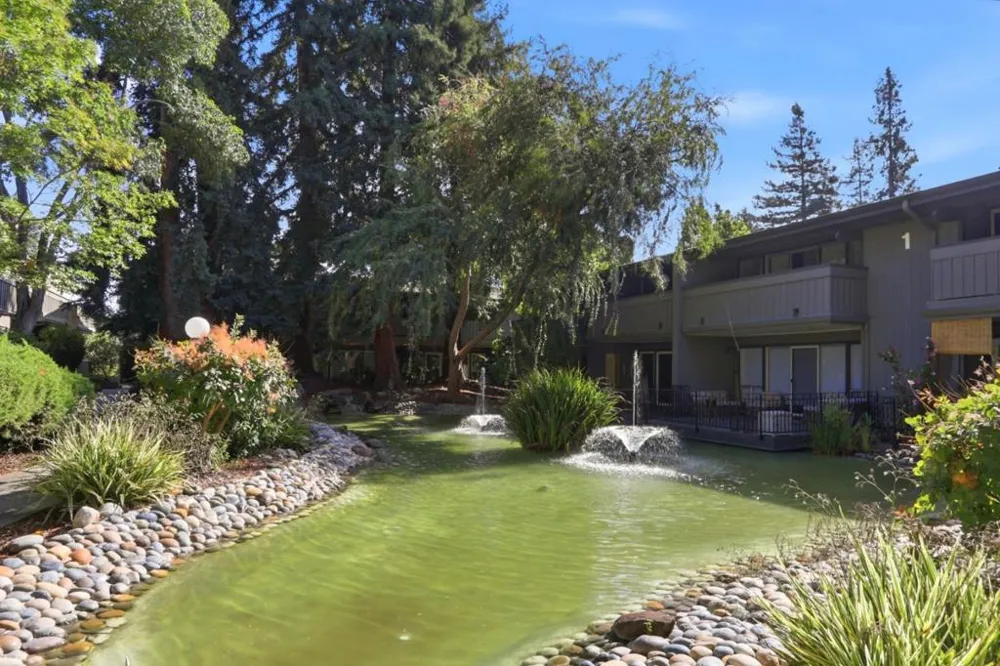 151 Buckingham Drive #233 Santa Clara, CA 95051