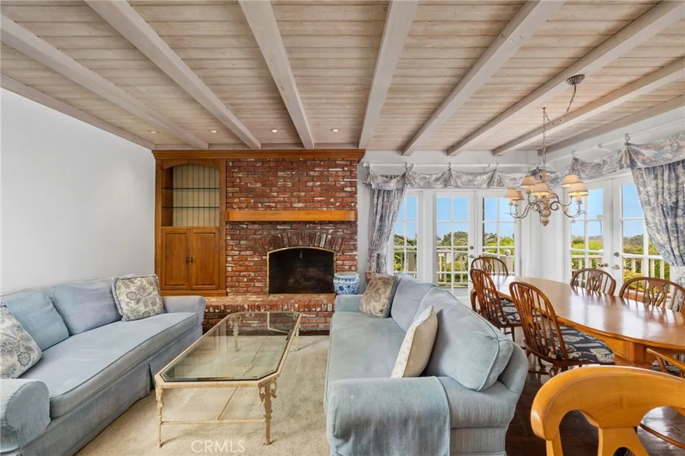 2813 Via Rivera Palos Verdes Estates, CA 90274