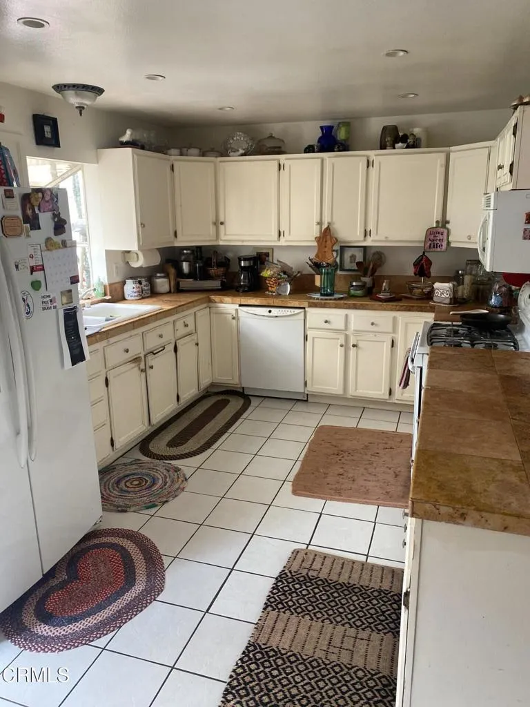 2521 Oarfish Lane Oxnard, CA 93035