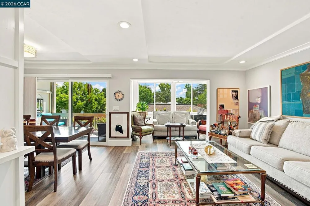 2032 Golden Rain Road #6 Walnut Creek, CA 94595