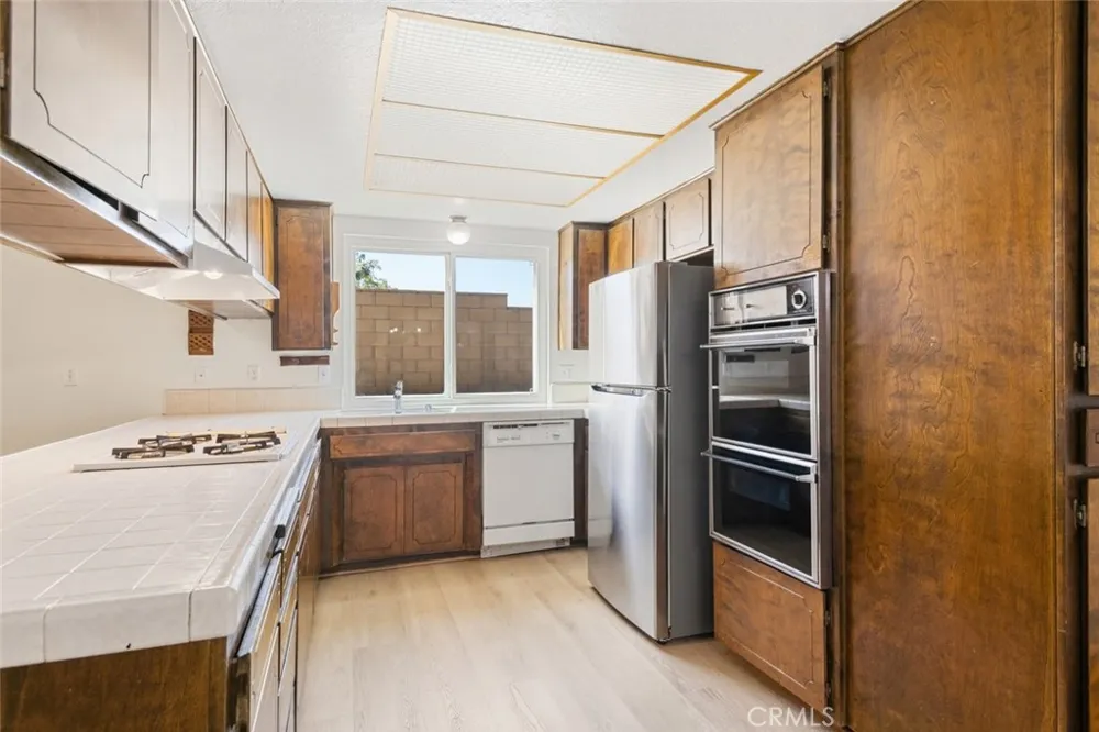13689 Sarah Street Yucaipa, CA 92399