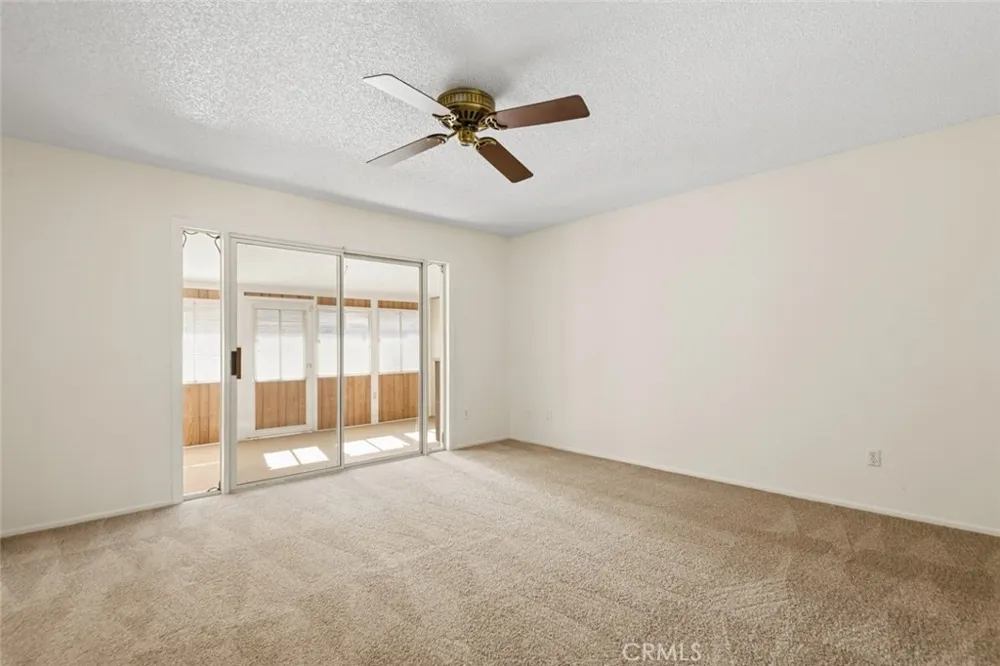 13689 Sarah Street Yucaipa, CA 92399