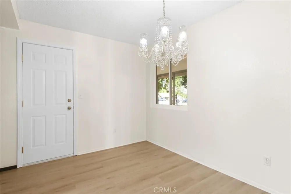 13689 Sarah Street Yucaipa, CA 92399