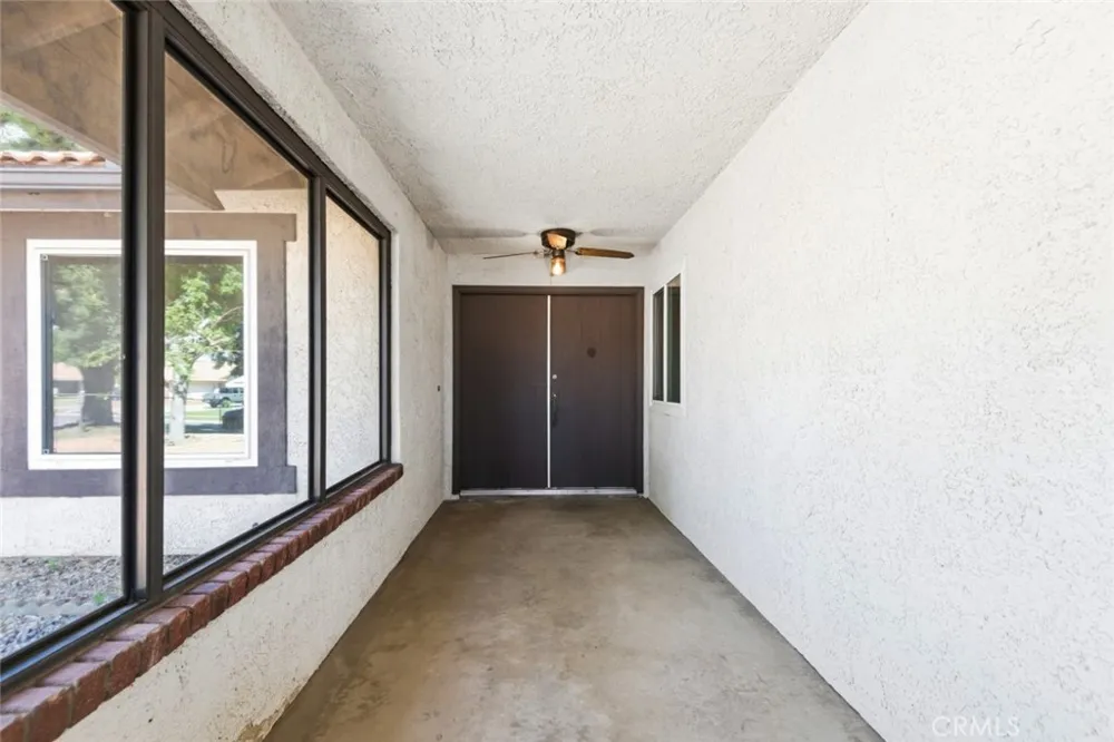 13689 Sarah Street Yucaipa, CA 92399