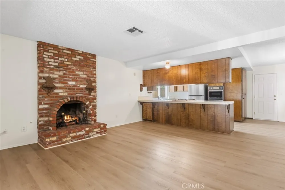 13689 Sarah Street Yucaipa, CA 92399
