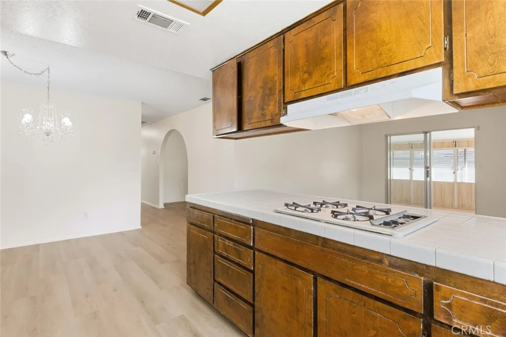 13689 Sarah Street Yucaipa, CA 92399